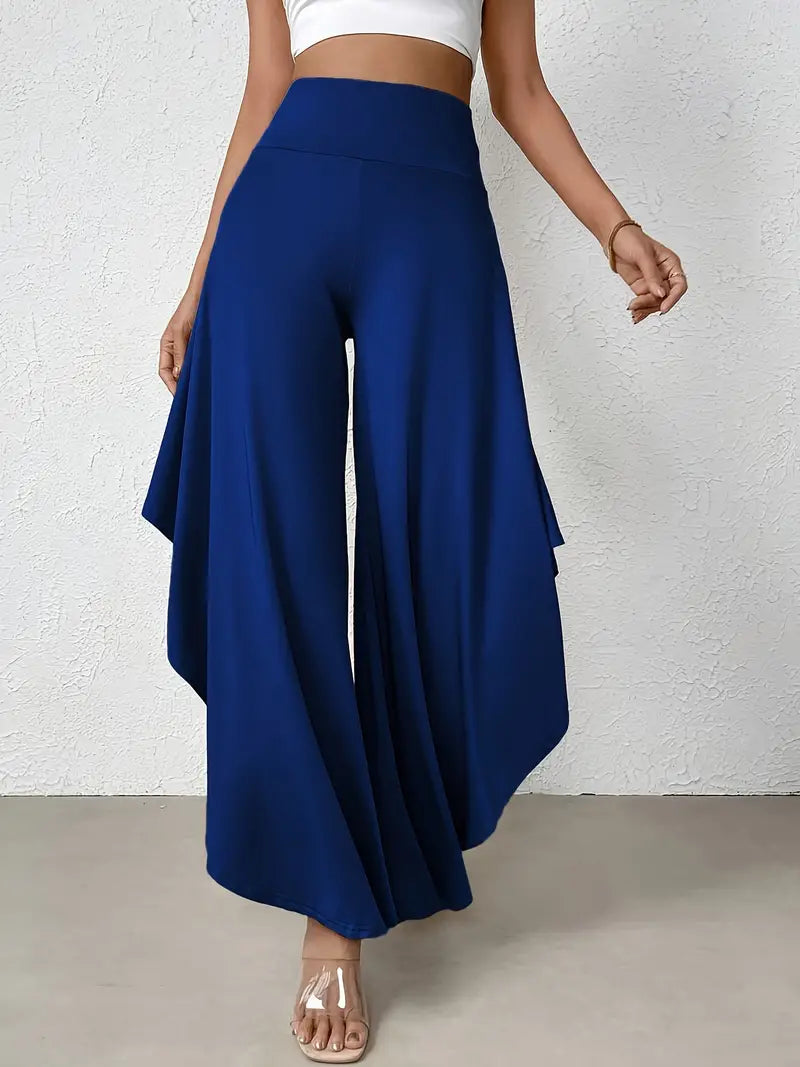 Chic Ingrid - Hosen mit Flair: Weite Beine und trendiger Asymmetrie-Zoom