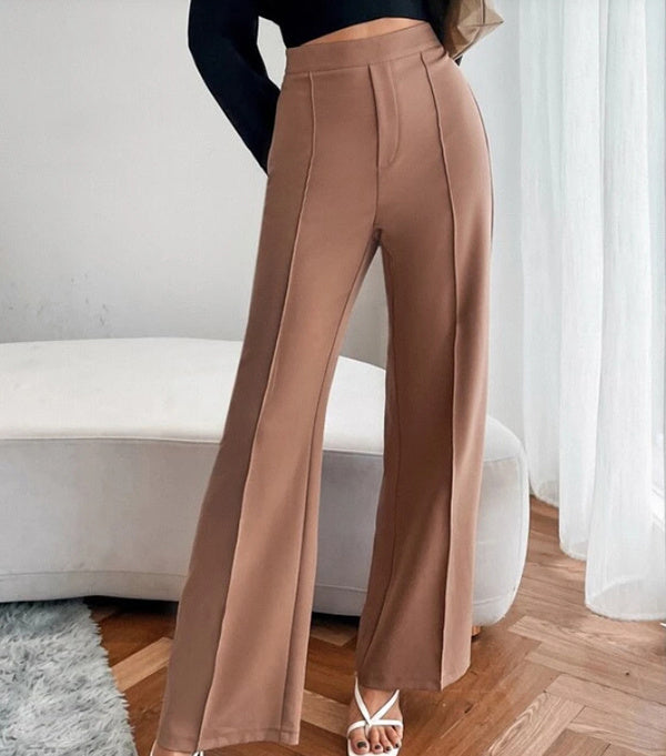 Clara | Damen Freizeithose, hoch tailliert, locker sitzend, mit geradem Bein