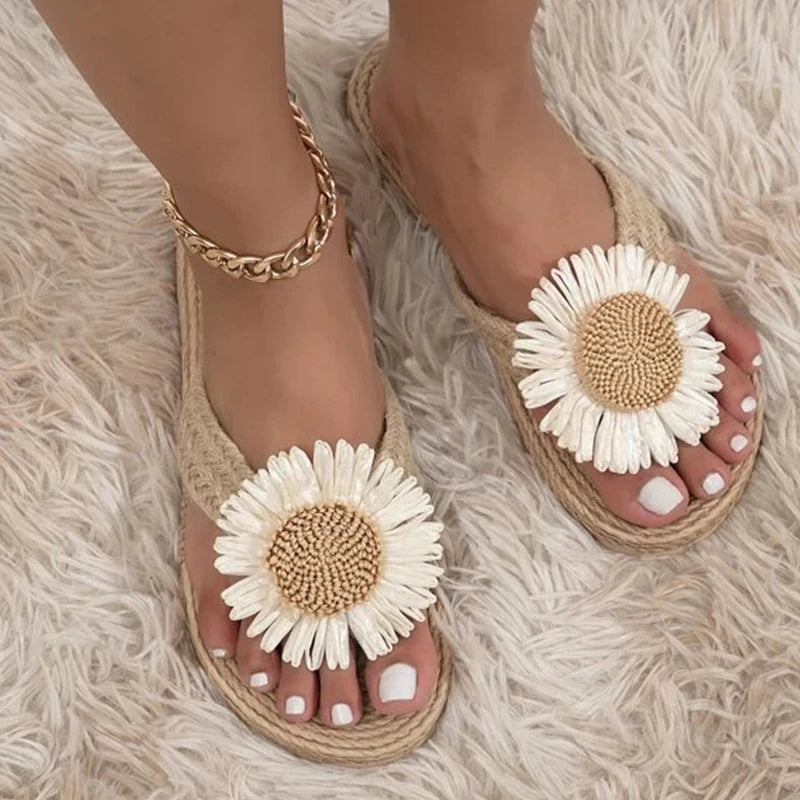 Audrey - Elegante handgewebte Pantoffeln für Ihre Sommerabenteuer