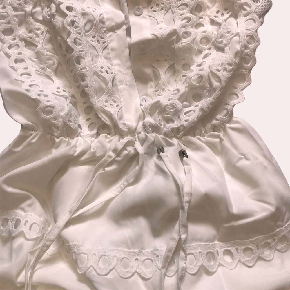 Antonina - Elegantes langes Spitzenkleid mit zauberhaftem Flair