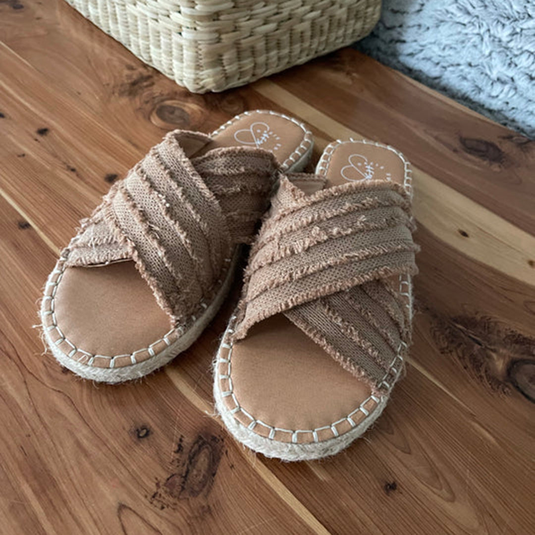 Marielle - Stilvolle klassische Pantoffeln mit elegantem Touch