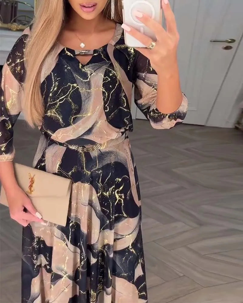 Elegantes bedrucktes Maxikleid