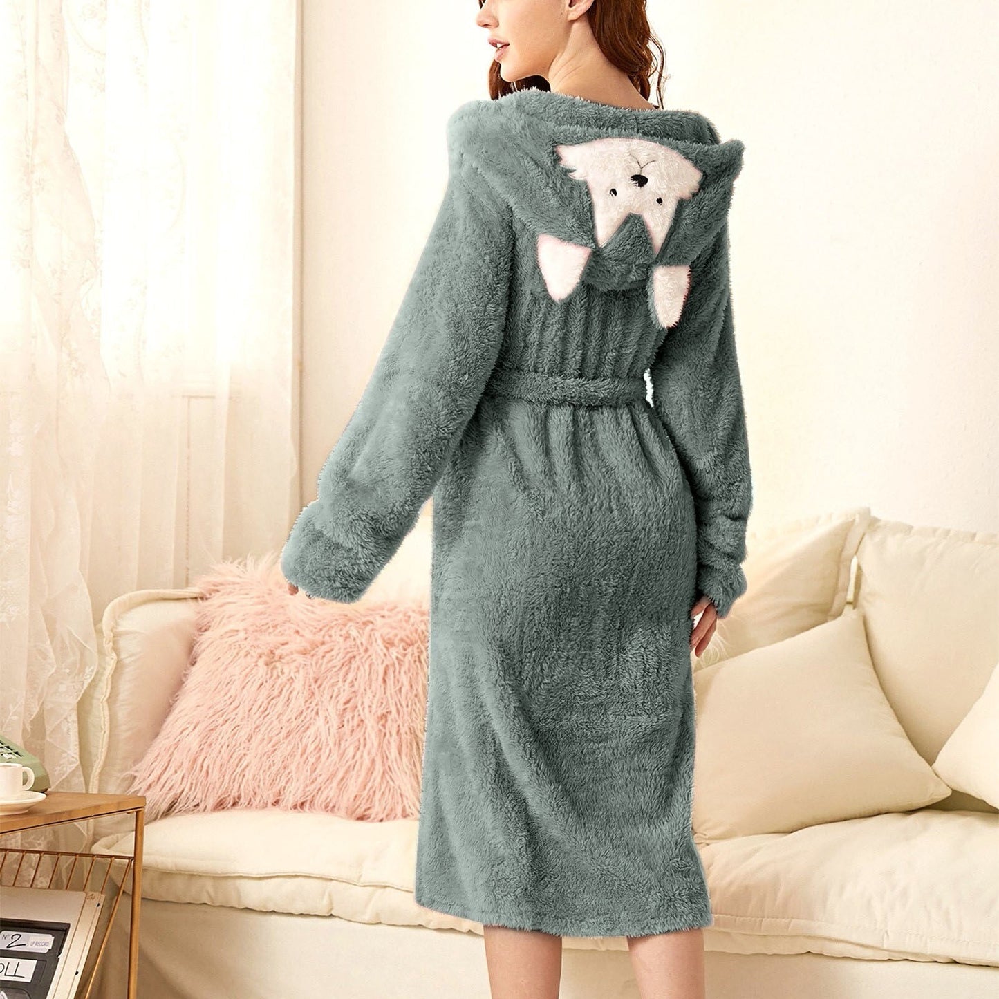 Brinley - Stylischer Bademantel mit Kapuze aus dickem Flanell für Frauen für einen gemütlichen Herbst!