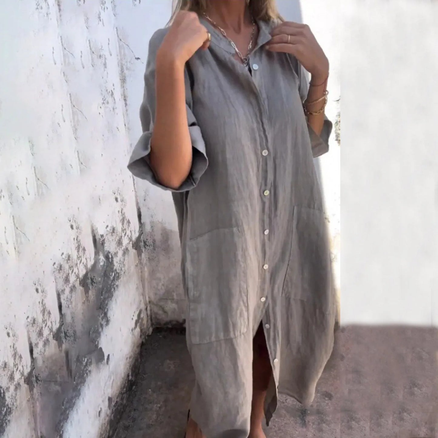 Zeitloses Sommerkleid mit Knöpfen