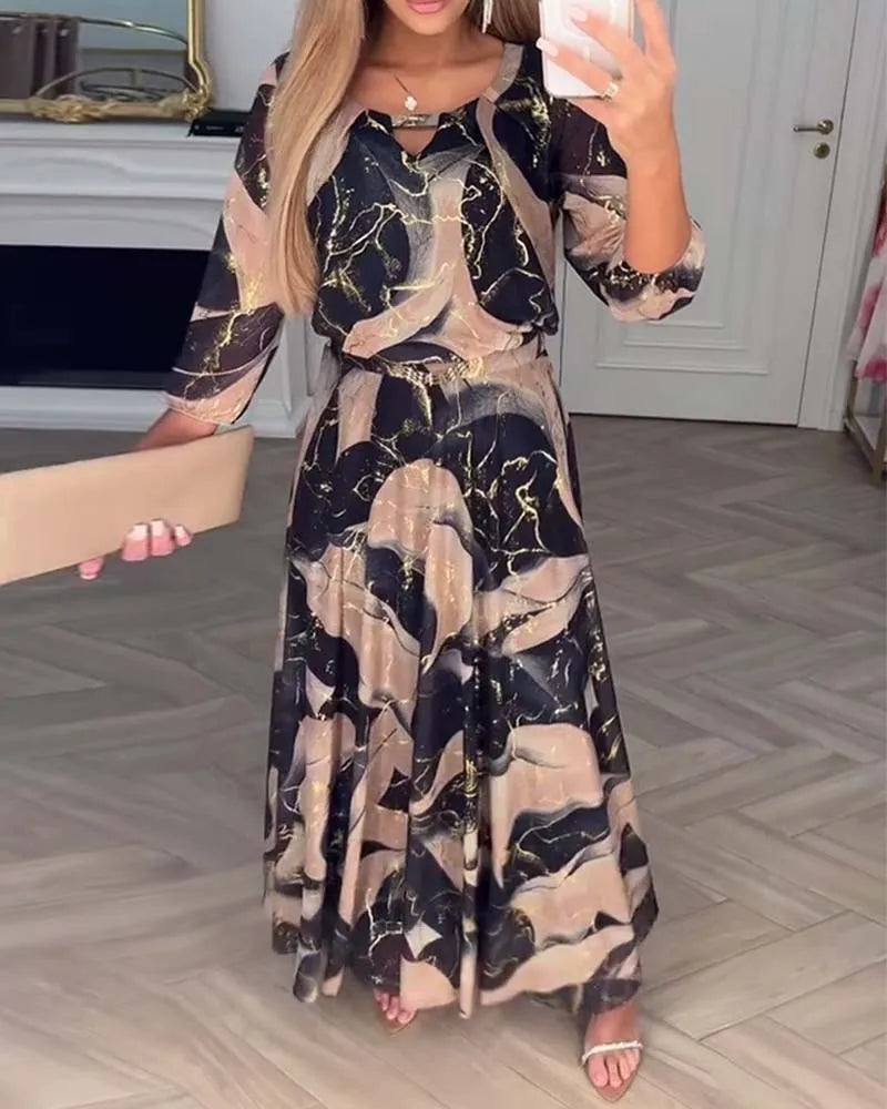 Elegantes bedrucktes Maxikleid