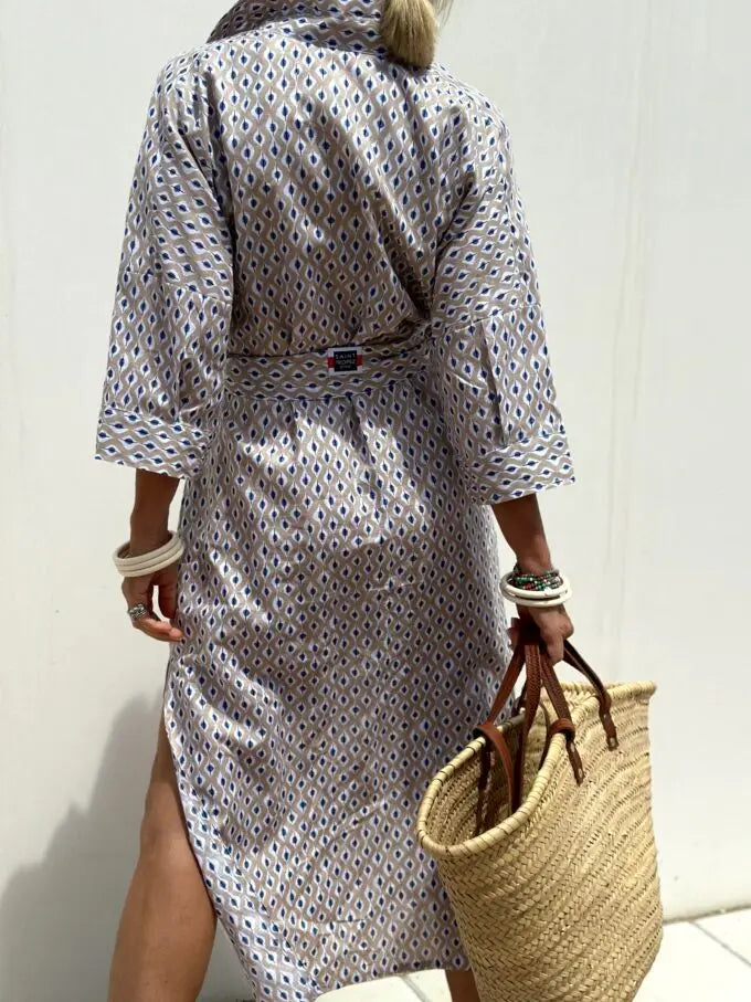 Elegantes gestreiftes Hemdkleid