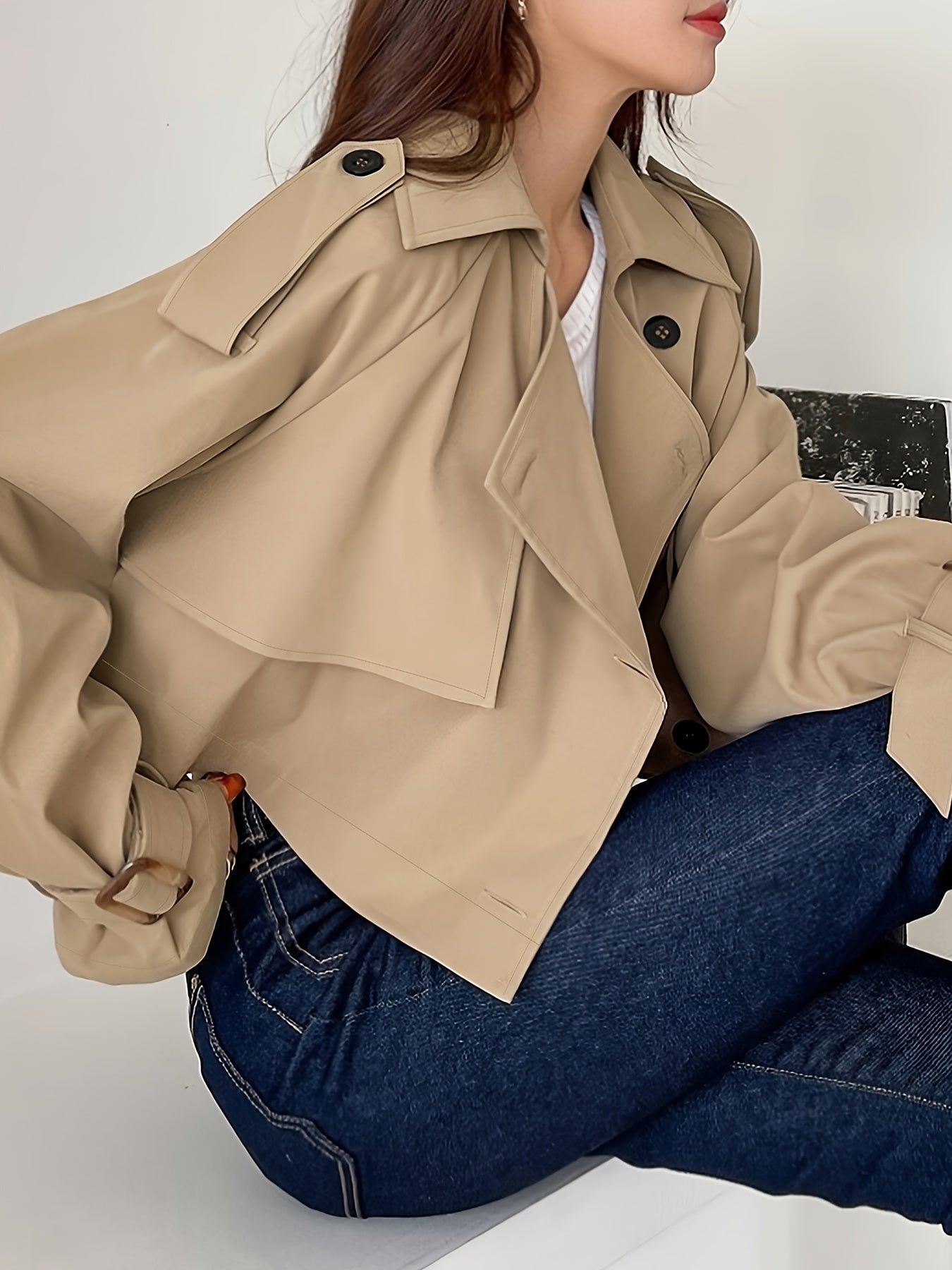 Evelyn - Stylischer khakifarbener Trenchcoat mit Reverskragen und schickem Federverschluss für Frauen