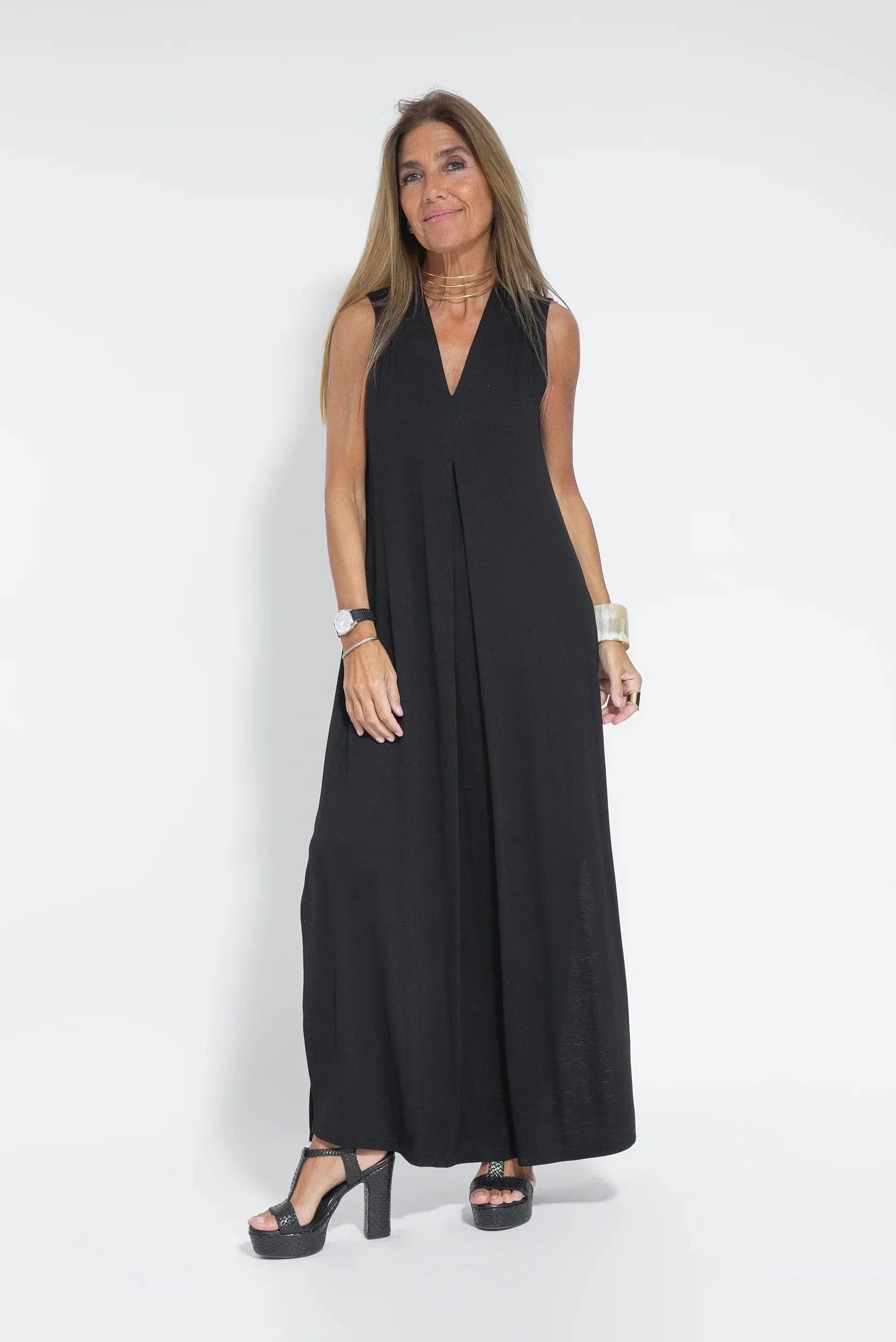 Adelina | Lockeres Maxikleid mit V-Ausschnitt und Seitenschlitz