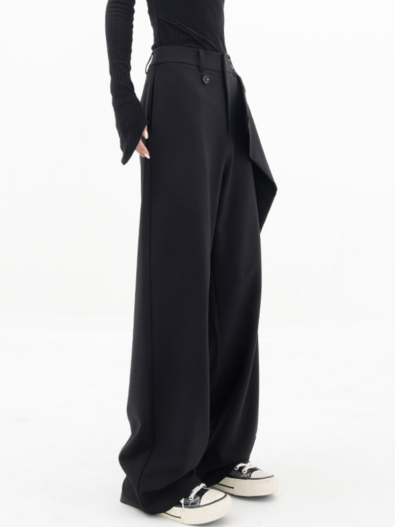Stylish Emma - Trendige asymmetrische Baggy-Hose