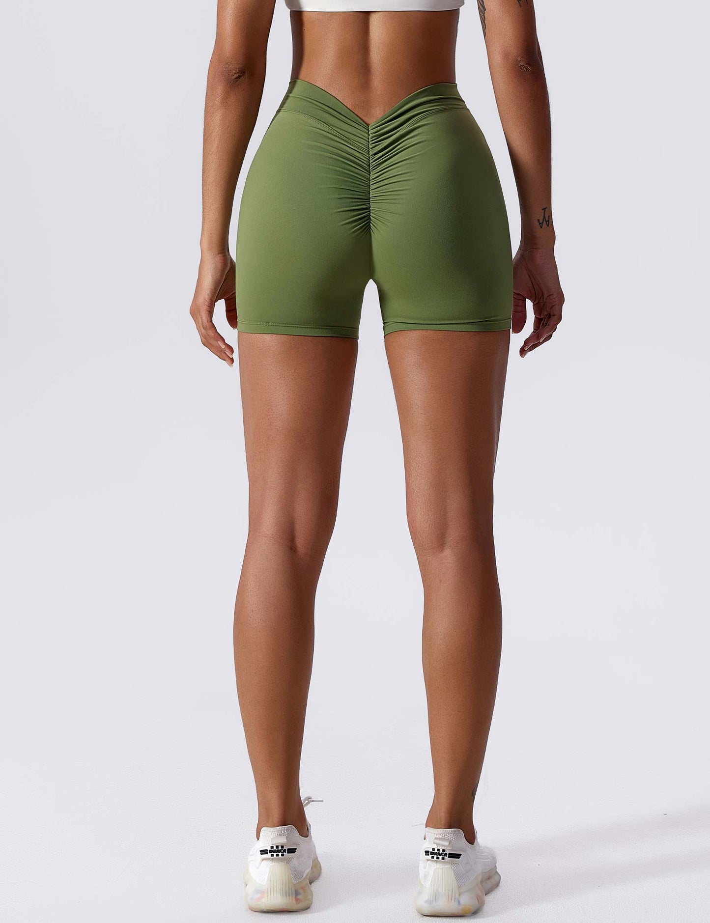 Samantha - Trendy Raffled Shorts für Frauen
