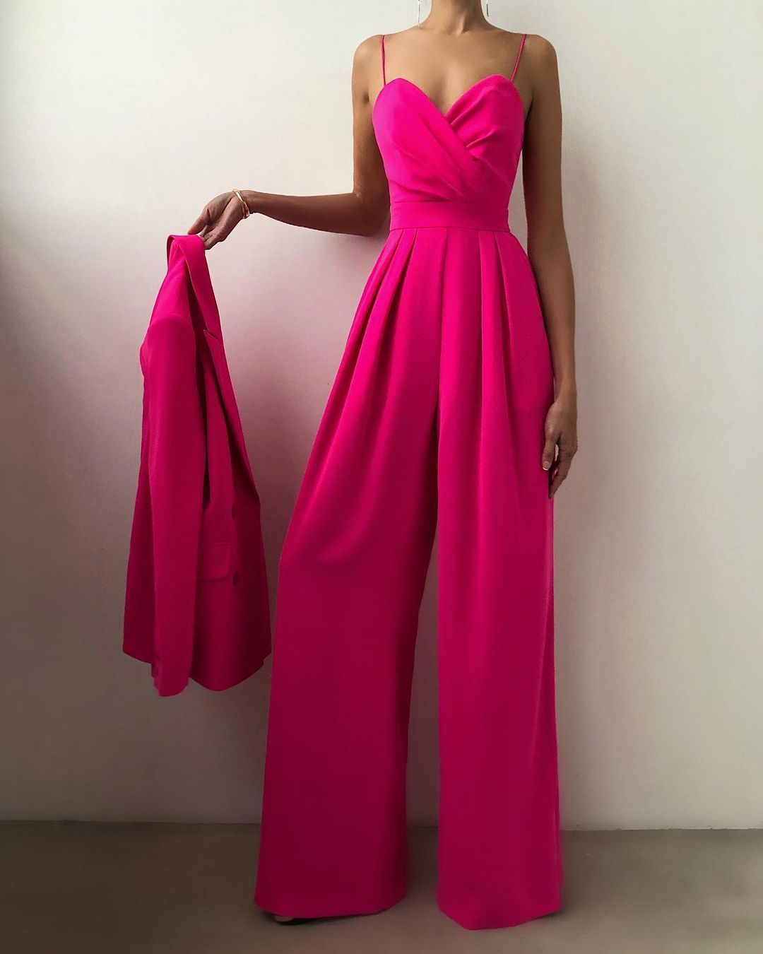 Juana | Minimalistischer Jumpsuit mit geradem Taillenschnitt