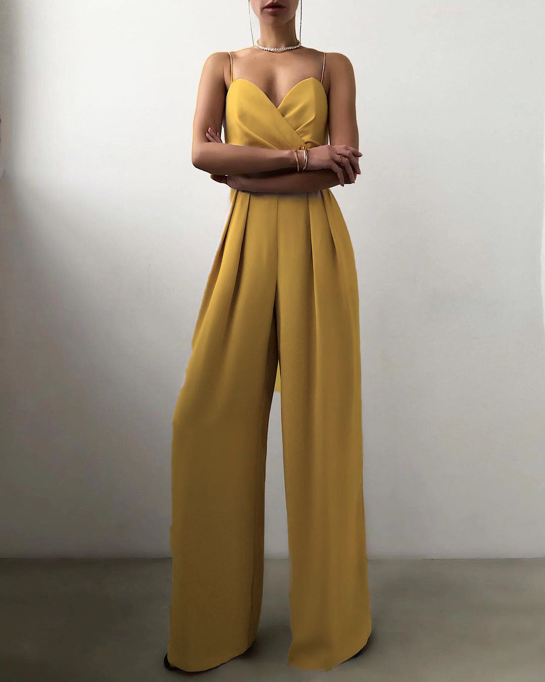 Juana | Minimalistischer Jumpsuit mit geradem Taillenschnitt