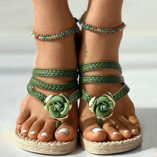 Lyza - Stilvolle geflochtene Sandalen mit eleganter Blumenverzierung für Frauen