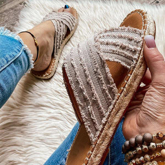 Marielle - Stilvolle klassische Pantoffeln mit elegantem Touch