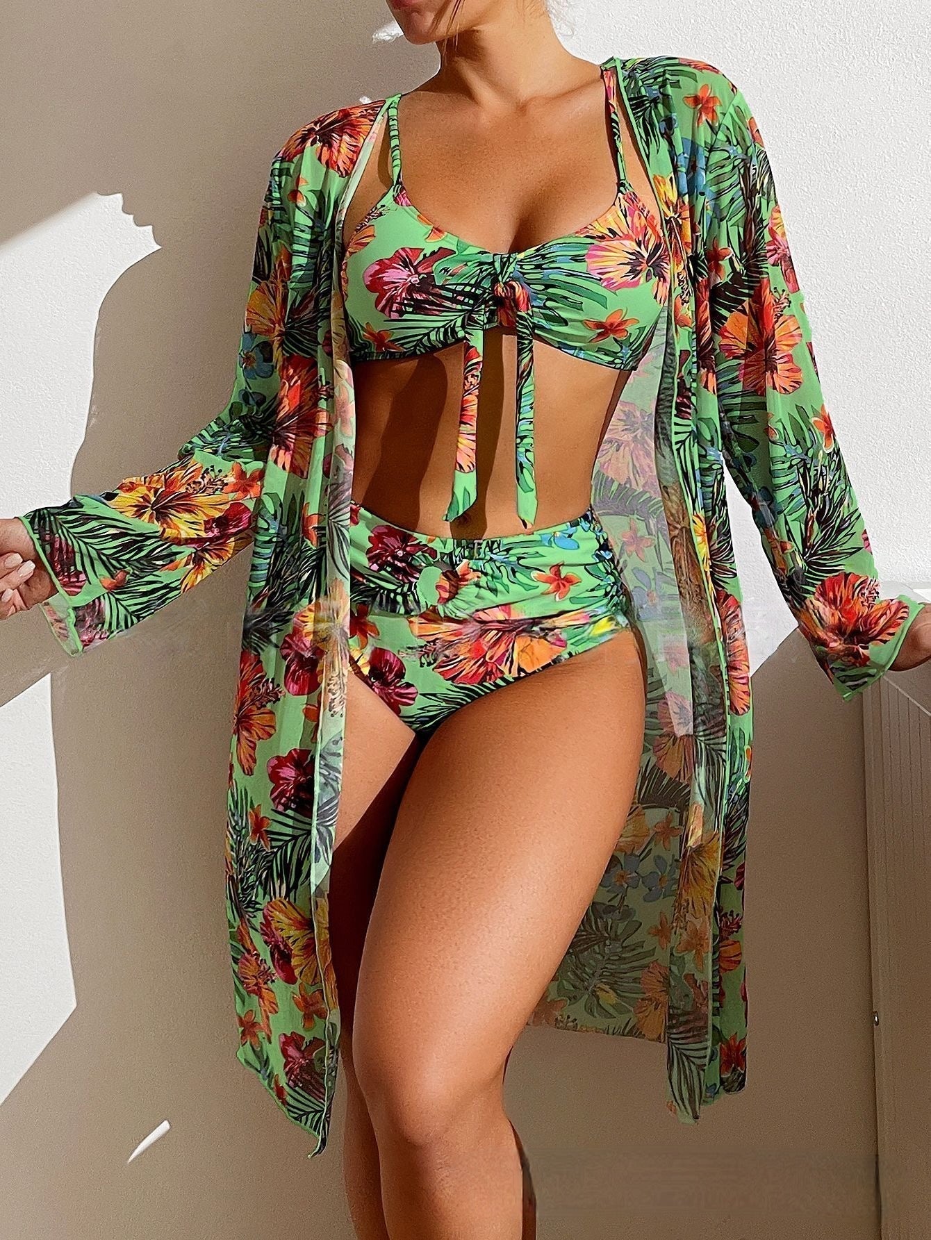 Jalina - Trendiges Bikini-Set für einen strahlenden Sommer '23