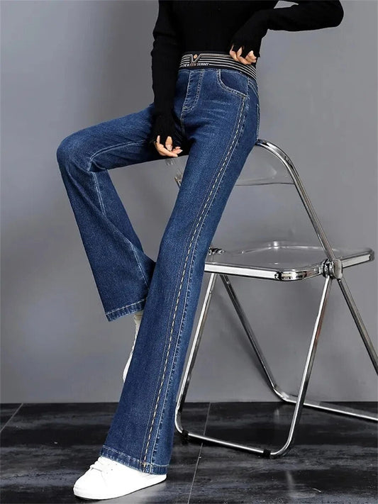 Stylische Nora Jeans mit hoher Taille für eine schmeichelhafte Passform